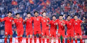 Lịch sử bóng đá Việt Nam qua các thời kỳ: Dấu Ấn | Ajax